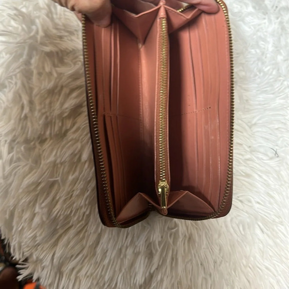 Coach Texture Accordion Zip Around Leather Wallet - Pink vintage - Picture 6 of 9